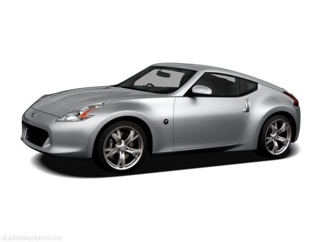 2009 Nissan 370Z Coupe Touring 7AT's photo