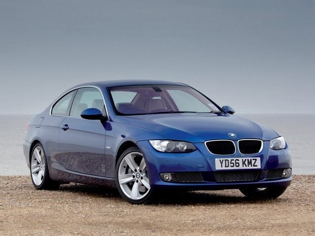 2010 BMW 3 Series's photo