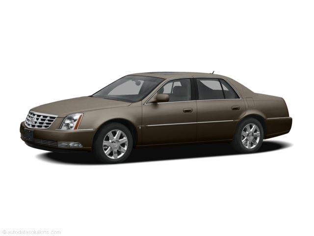 2010 Cadillac DTS Luxury Collection's photo