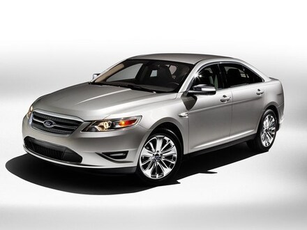 2010 Ford Taurus SEL Sedan