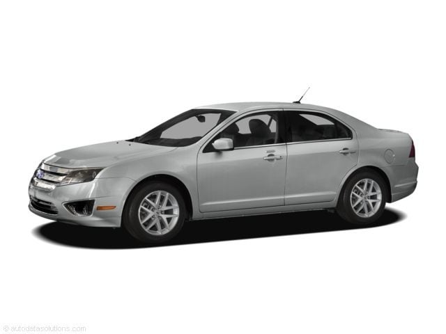 2010 Ford Fusion SE Hero Image