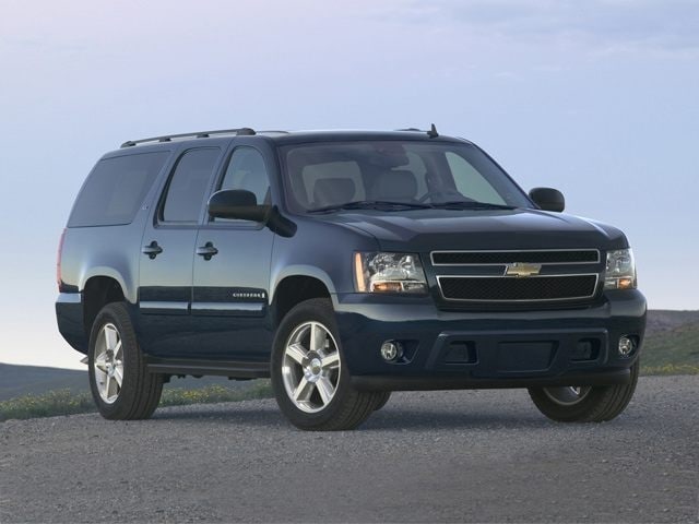 2011 Chevrolet Suburban's photo