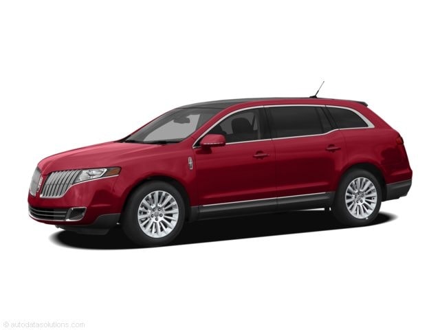 2011 Lincoln MKT Base's photo