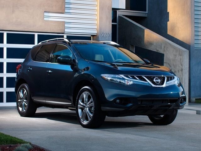 2011 Nissan Murano SL's photo