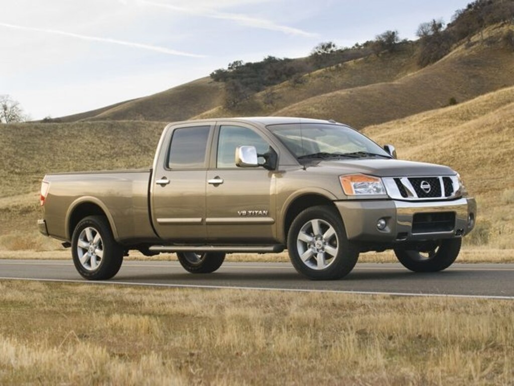Used 2011 Nissan Titan SL Truck Crew Cab