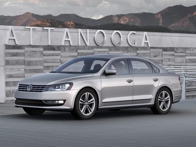 2012 Volkswagen Passat SE's photo