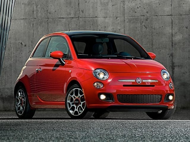 2013 FIAT 500 Lounge's photo