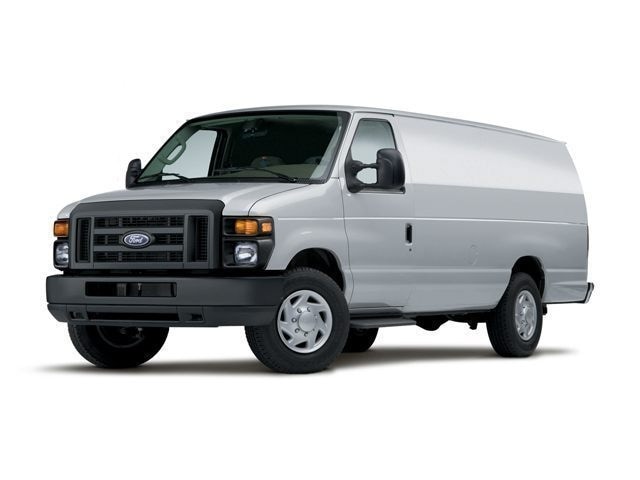 2013 Ford E-Series's photo