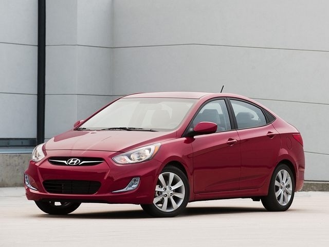 2013 Hyundai Accent GLS