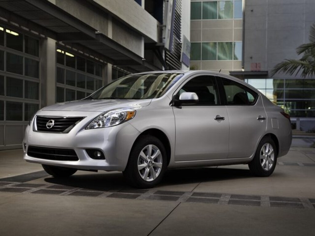 Used 2013 Nissan Versa 1.6 Sedan
