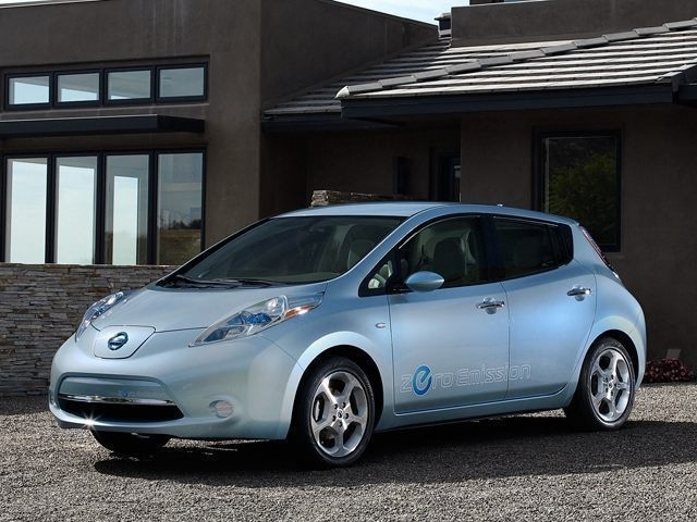 2013 Nissan Leaf S's photo