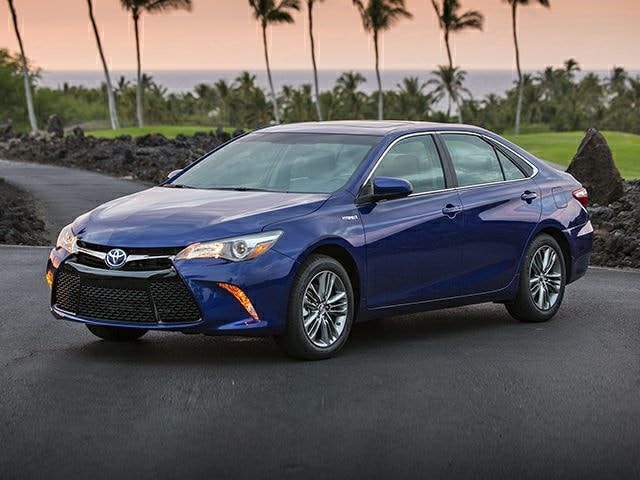 2015 Toyota Camry XLE Hybrid's photo