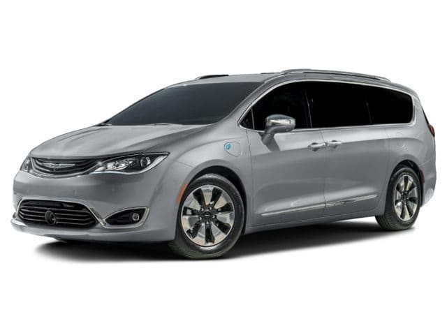 2018 Chrysler Pacifica Hybrid Touring Plus's photo