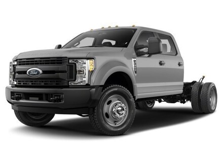 2018 Ford F-450 Chassis Truck Crew Cab