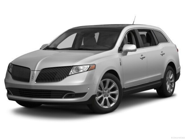 2018 Lincoln MKT Reserve SUV