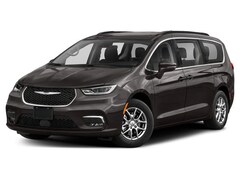Used 2022 Chrysler Pacifica Touring L Van Passenger Van for sale in Cobleskill, NY