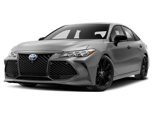 2022 Toyota Avalon Hybrid XSE Sedan