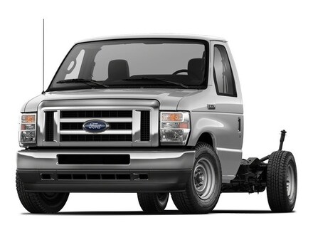 2023 Ford Econoline 350 Cutaway Commercial Chassis Truck