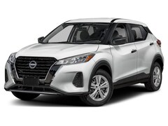 2025 Nissan Kicks Play S Front-Wheel Drive