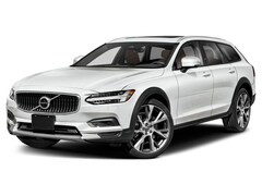 2026 Volvo V90 Cross Country B6 Wagon