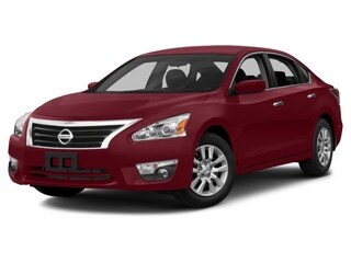 Cayenne Red Metallic 2014 Nissan Altima 2.5 Sedan Front-Wheel Drive Continuously Variable Transmission