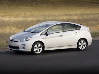 2010 Toyota Prius III's photo