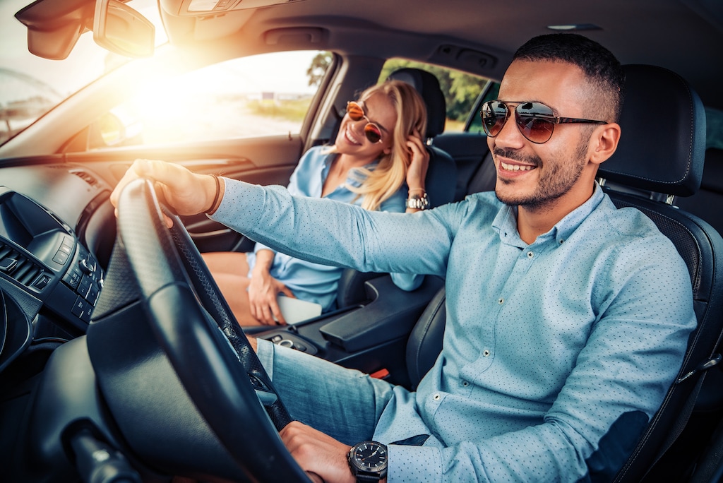 DRIVING_COUPLE