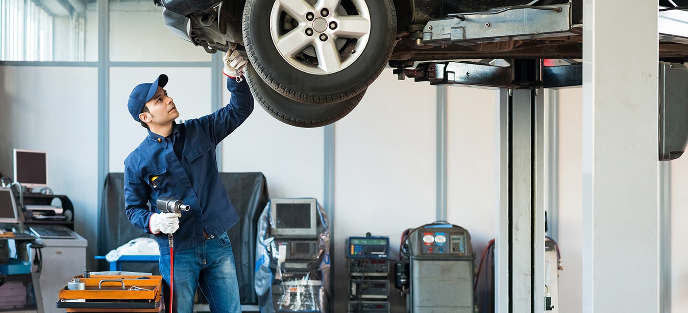 Certified Ford technician