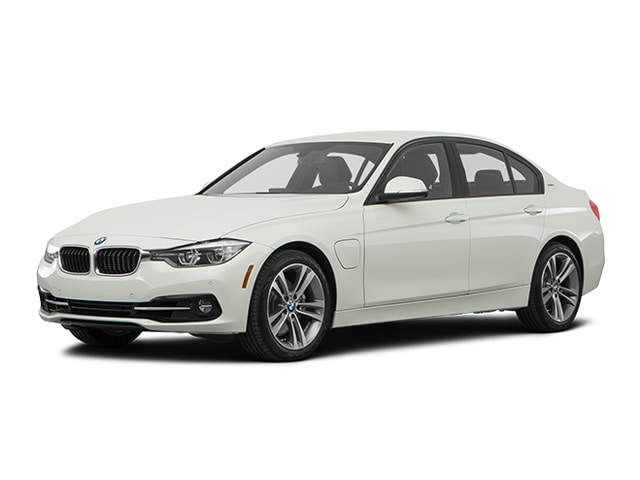 2016 BMW 3 Series 330e Sedan's photo