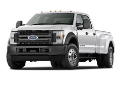2017 Ford F-450SD Platinum Truck