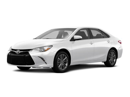 2017 Toyota Camry SE Sedan