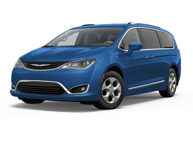 2018 Chrysler Pacifica Hybrid Van Lowell