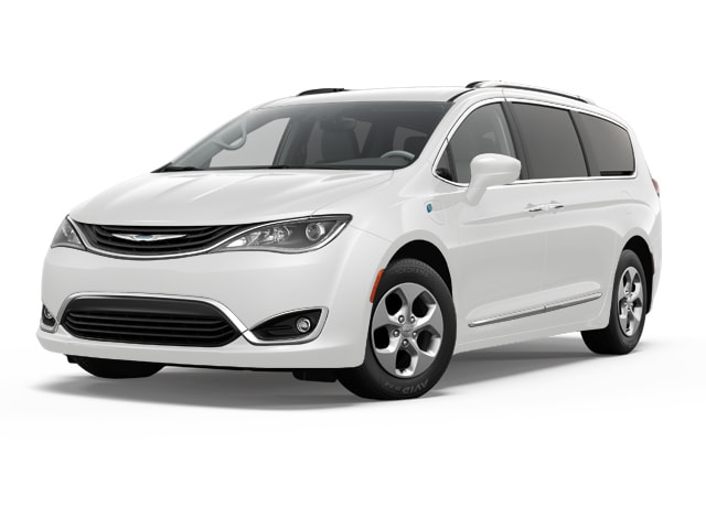2018 Chrysler Pacifica Hybrid Touring Plus -
                Farmington Hills, MI
