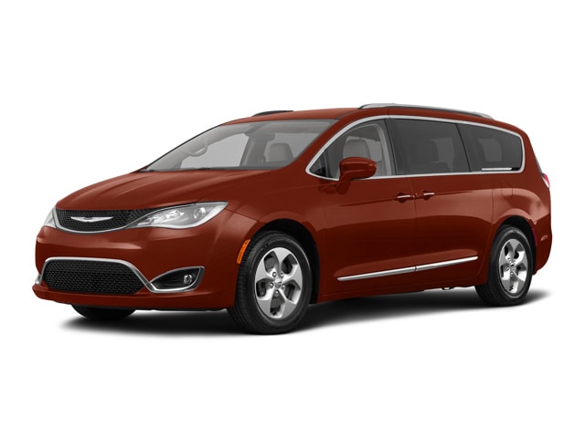 2018 Chrysler Pacifica Touring-L Plus's photo