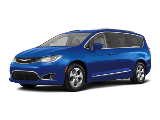 2018 Chrysler Pacifica Touring L Plus's photo