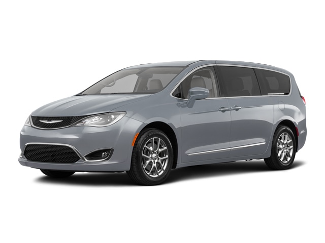 2018 Chrysler Pacifica Touring Plus's photo