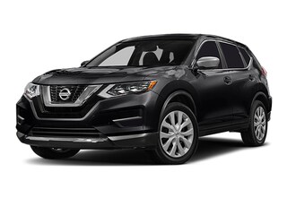 Used Used 2018 Nissan Rogue S SUV in Nederland