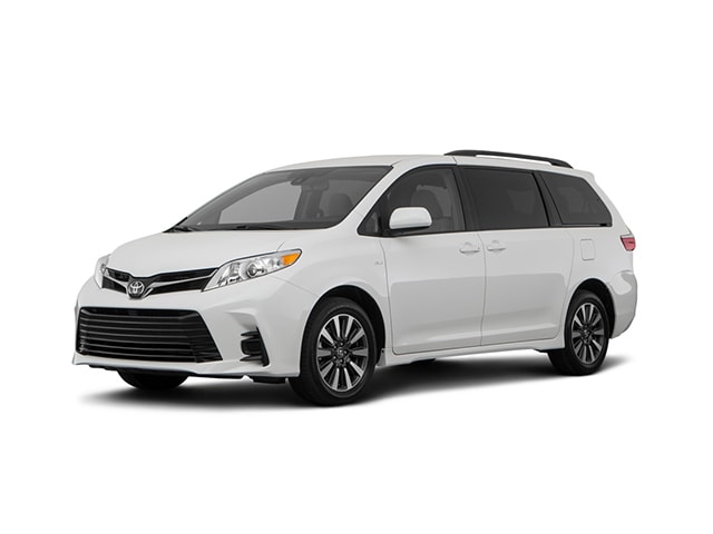 2018 Toyota Sienna XLE's photo