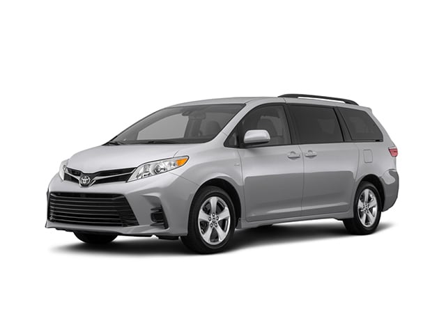 2018 Toyota Sienna LE's photo