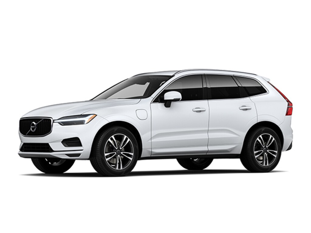 Used 2018 Volvo XC60 Hybrid T8 Momentum SUV