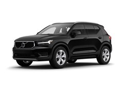 2019 Volvo XC40 Momentum SUV