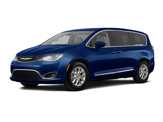 2020 Chrysler Pacifica Touring's photo