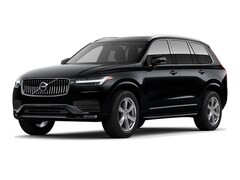 2021 Volvo XC90 Momentum SUV