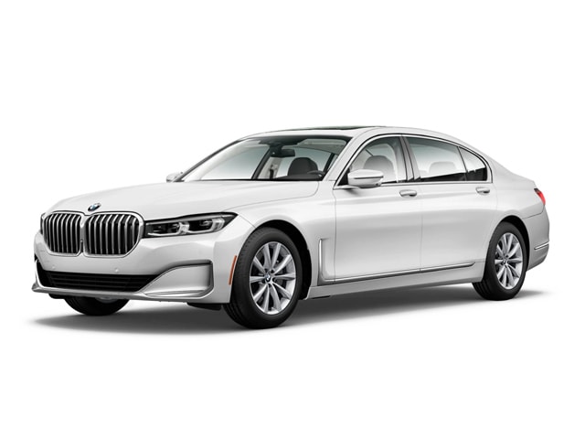Бмв 740i 2022