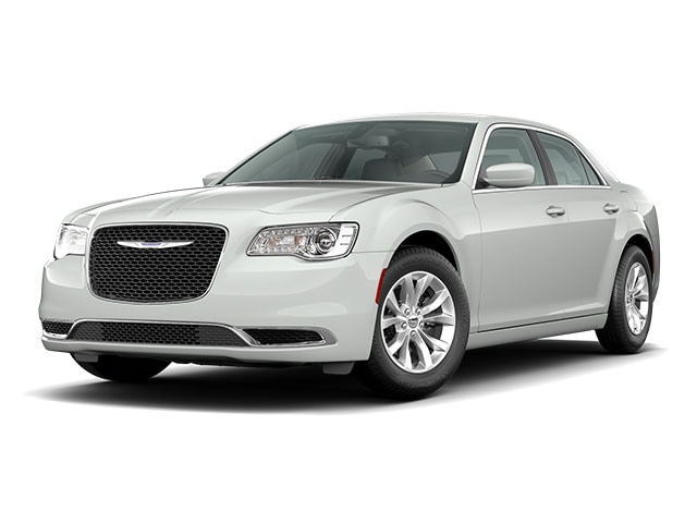 2022 Chrysler 300 Touring's photo