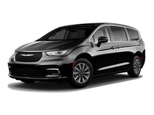 2022 Chrysler Pacifica Touring -
                Bedford, TX