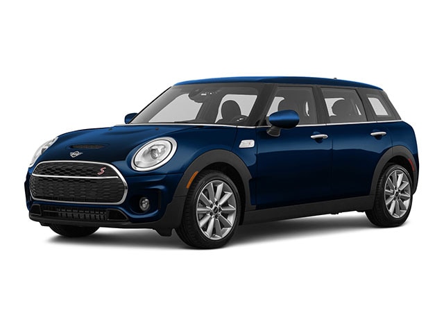 2022 MINI Clubman Cooper S's photo