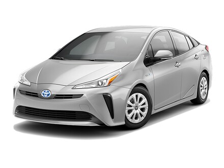 Featured Used 2022 Toyota Prius L Hatchback for Sale in Chicago, IL
