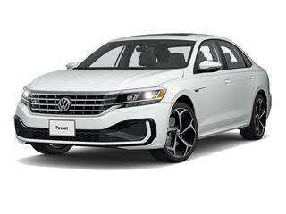 Used 2022 Volkswagen Passat 2.0T R-Line Sedan for sale in Houston