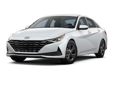 2023 Hyundai Elantra SEL -
                Smithtown, NY